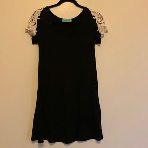 Filly Flair black T-shirt dress with lace sleeve detail